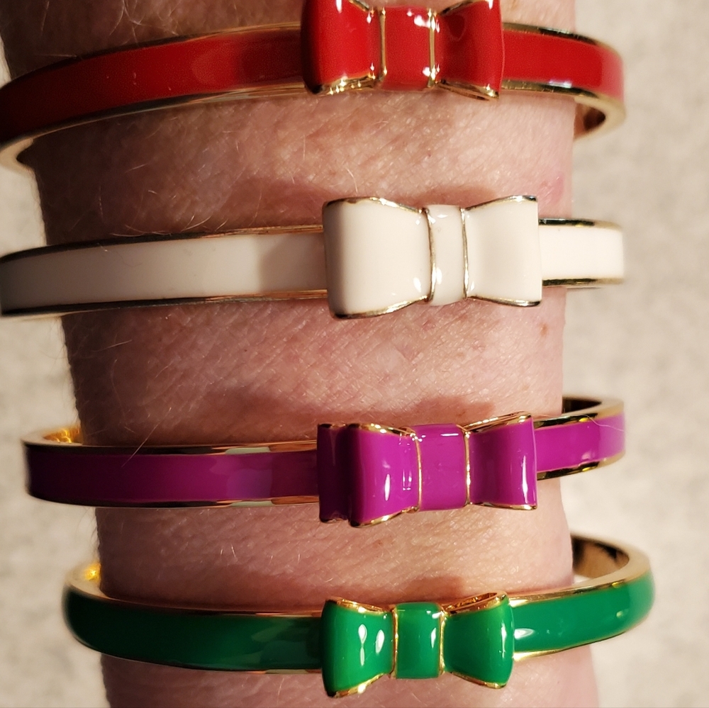 Kate Spade RED Take A Bow bangle